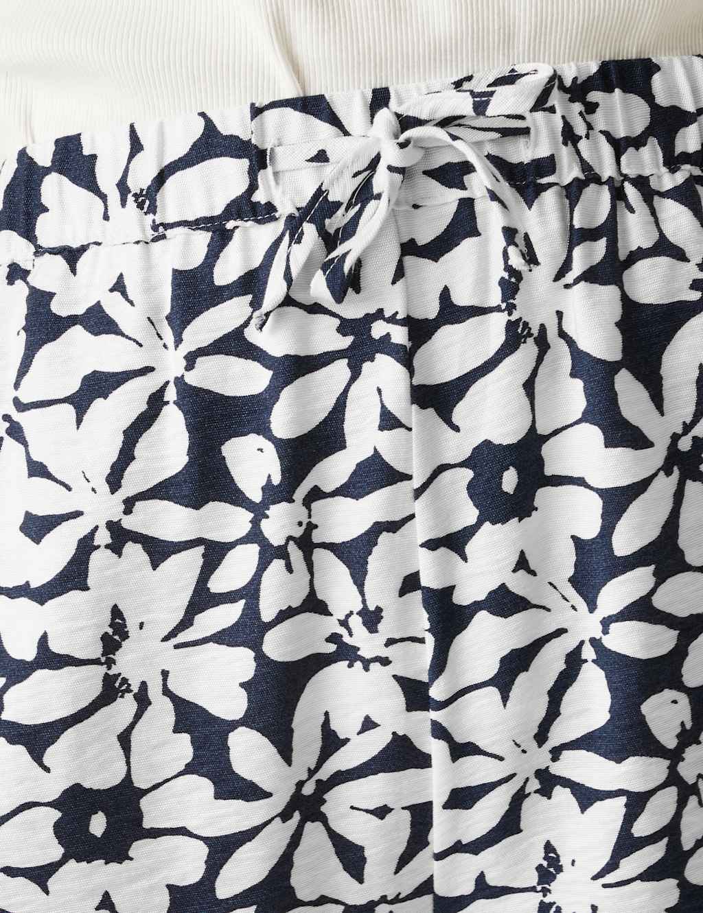 Salise Floral High Waisted Shorts 5 of 6
