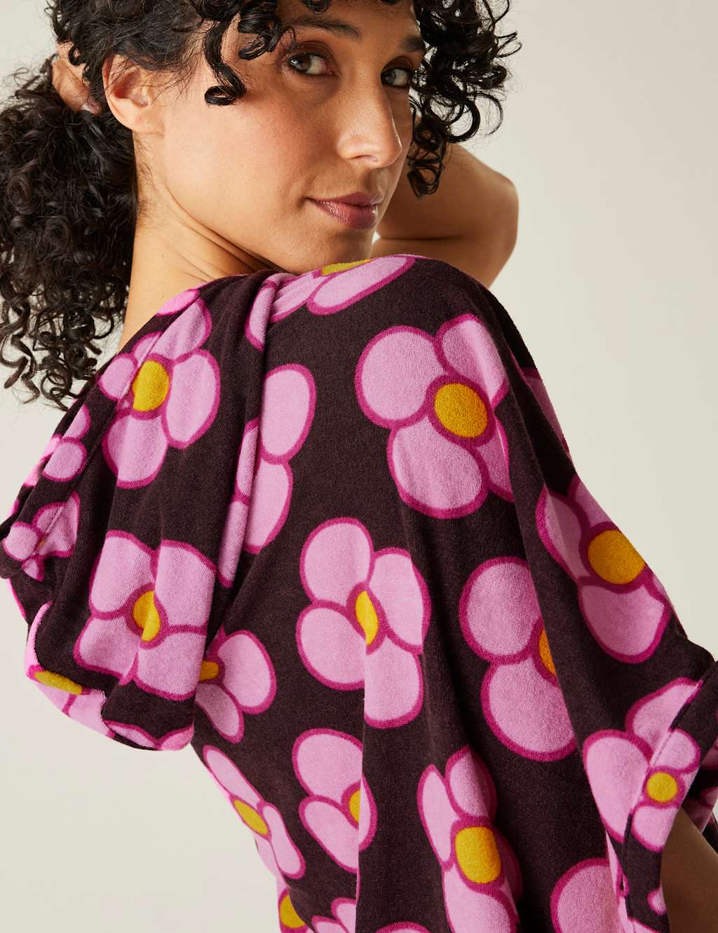 Orla Kiely Floral Towelling Changing Robe 5 of 7