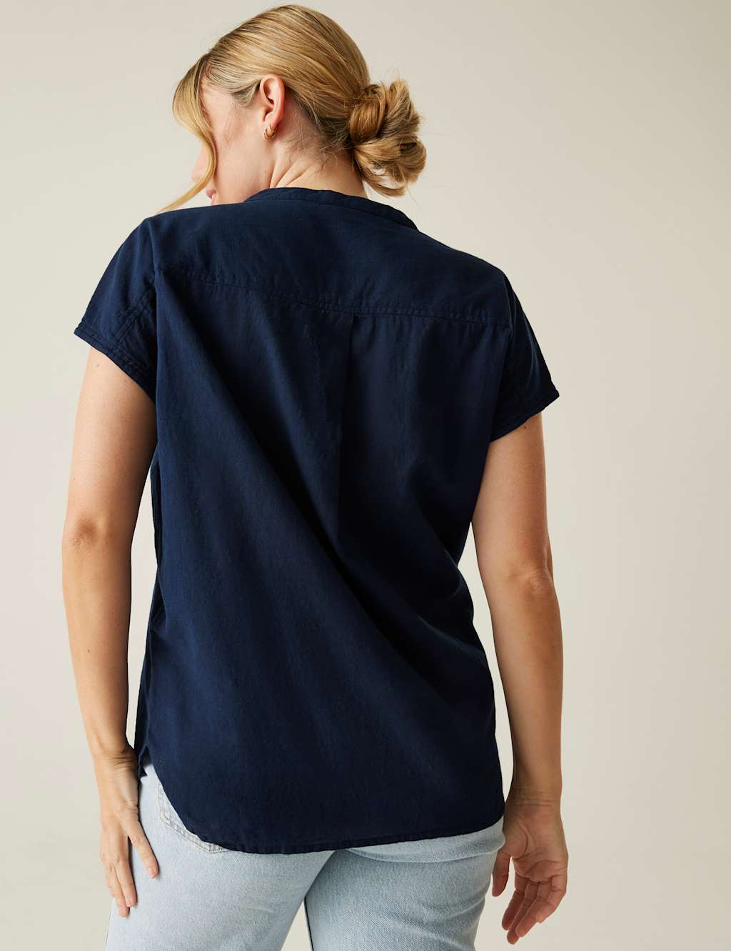 Rianne Cotton Rich V-Neck Blouse with Linen 5 of 7