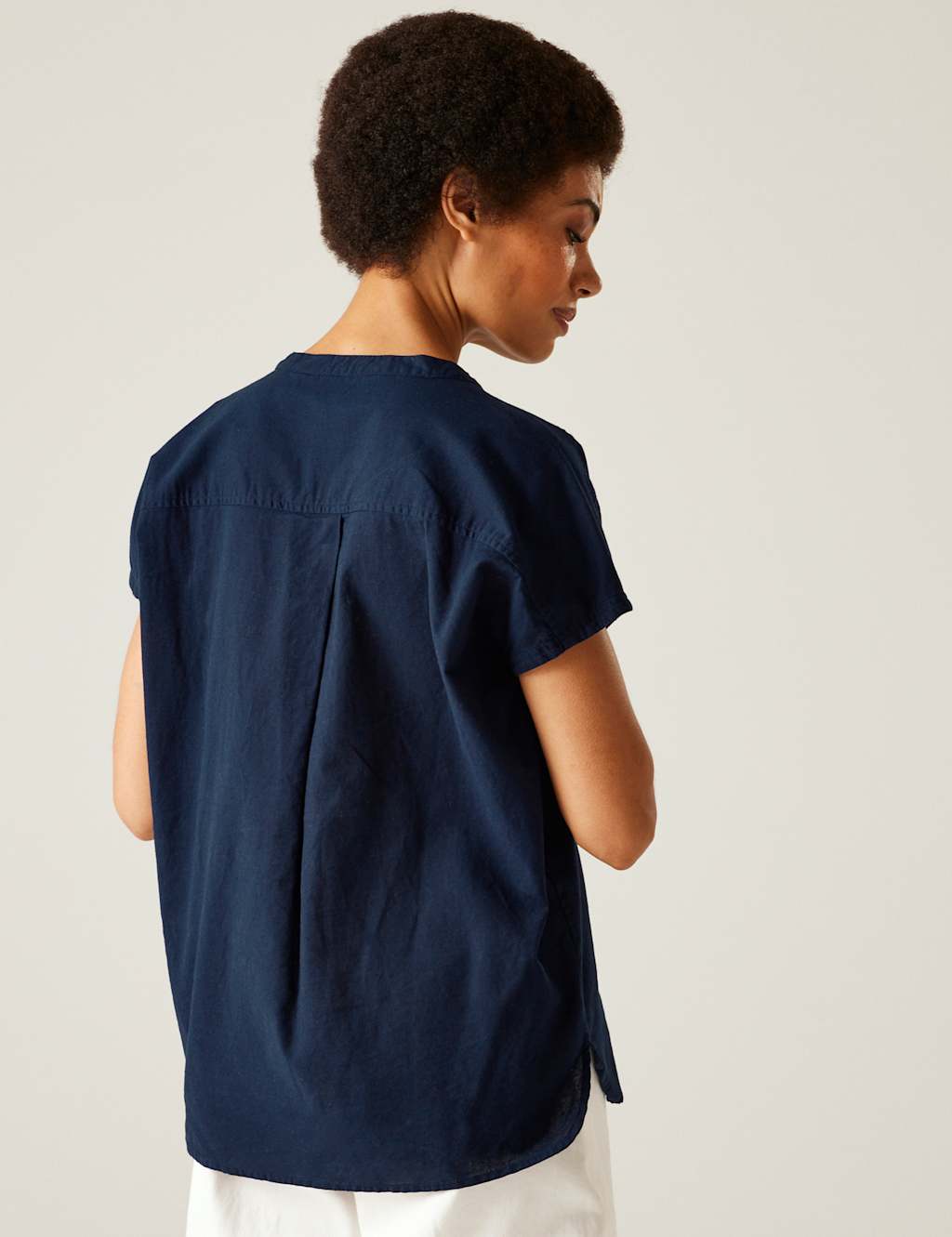 Rianne Cotton Rich V-Neck Blouse with Linen 6 of 7