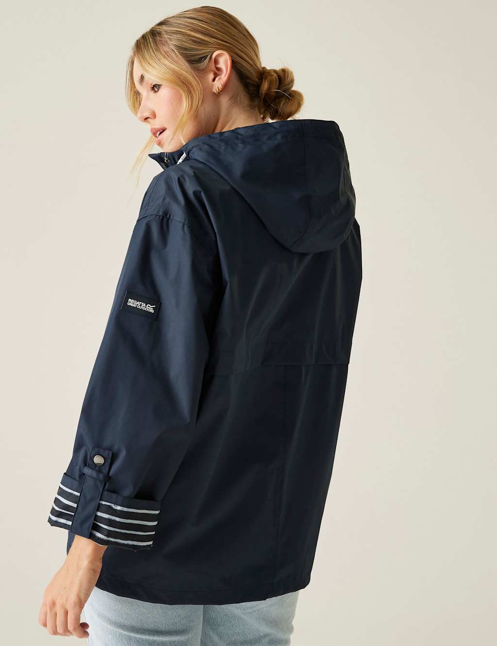 Sasry Waterproof Hooded Raincoat 4 of 7