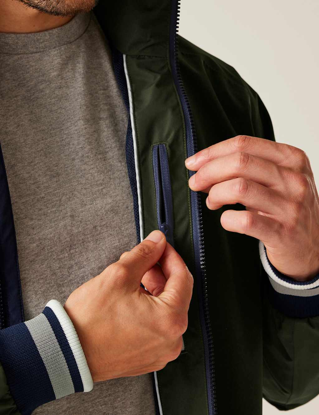 Shorebay III Hooded Bomber Jacket 10 of 10