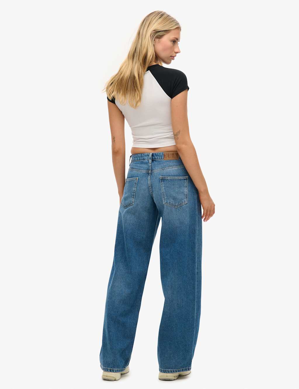 Mid Rise Wide Leg Baggy Jean 4 of 5