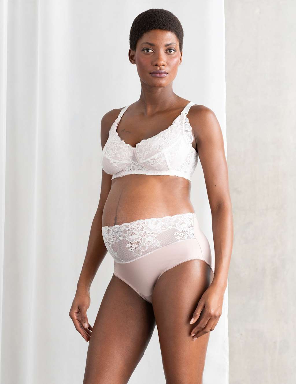 Lace Trim Mid Bump Maternity Briefs 1 of 3