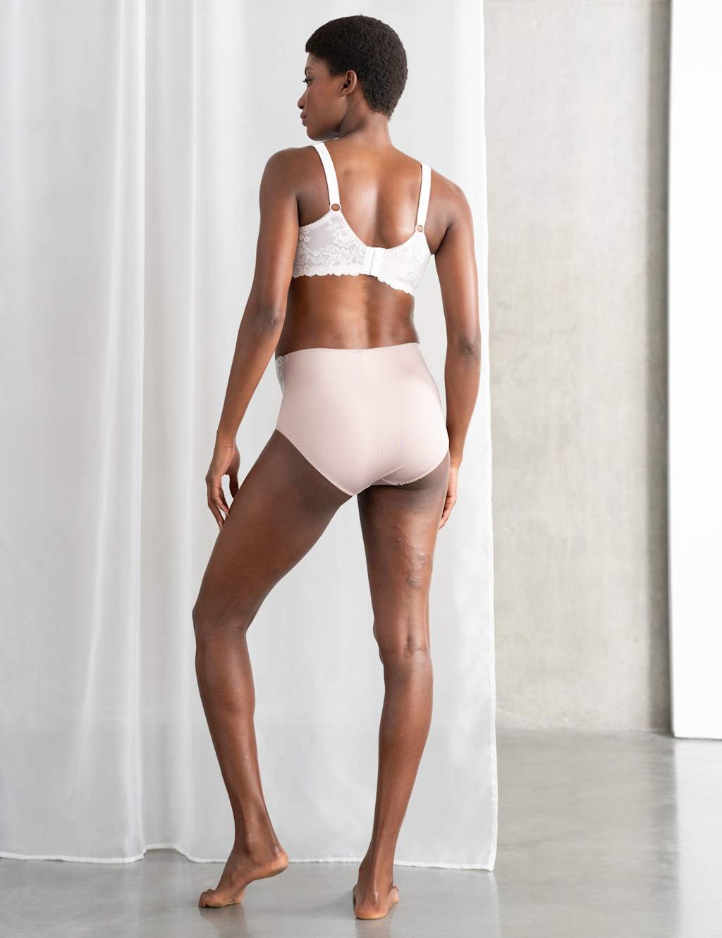 Lace Trim Mid Bump Maternity Briefs 3 of 3