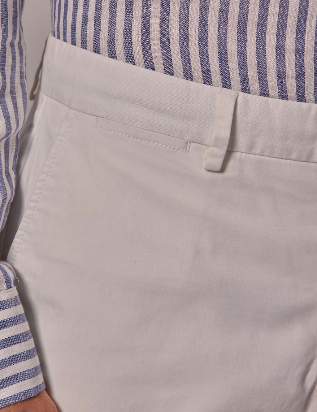 Regular Fit Cotton Rich Chino Shorts 3 of 3