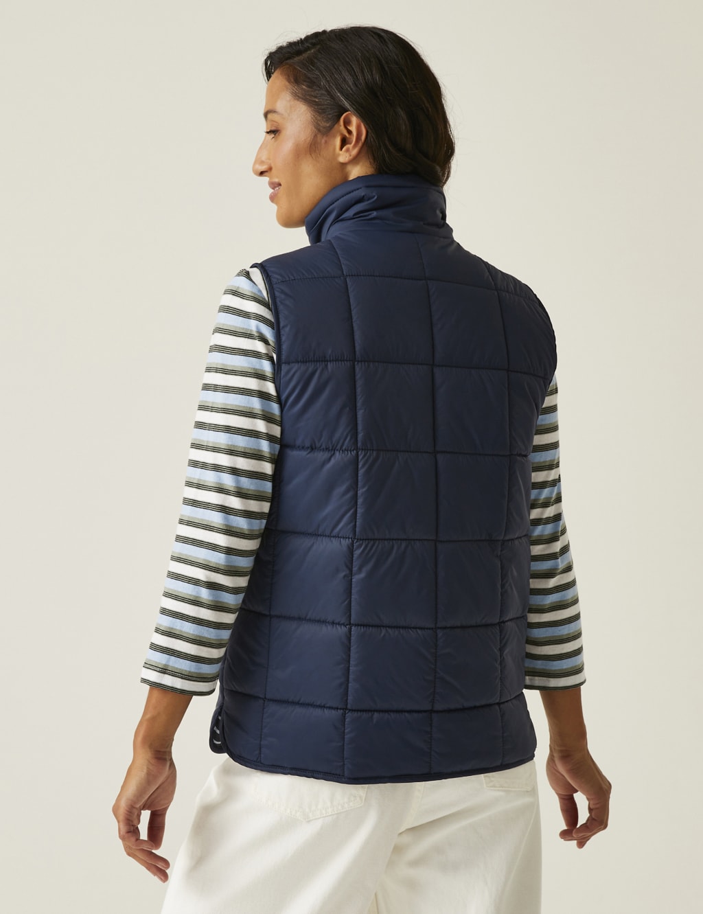 Courcelle II Padded Quilted Zip Up Gilet 8 of 8