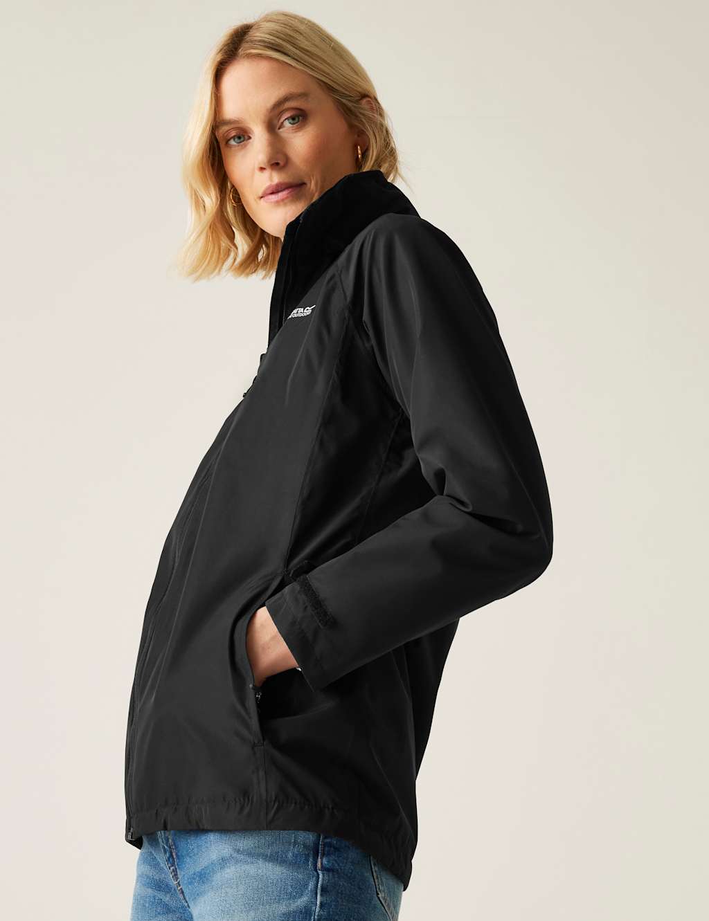 Daysha II Hooded Rain Jacket 7 of 9
