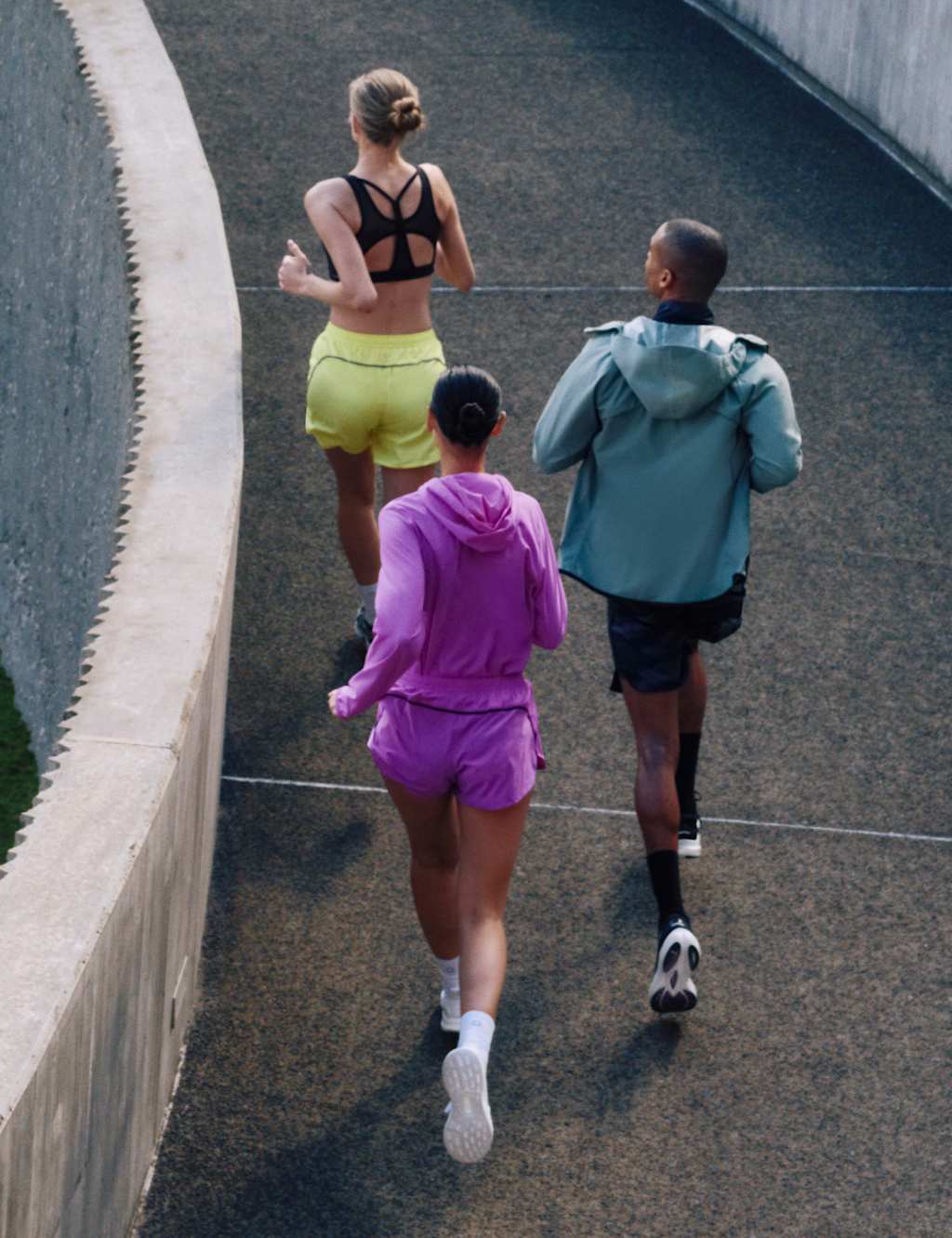 Run Velocity Woven Running Jacket 4 of 9