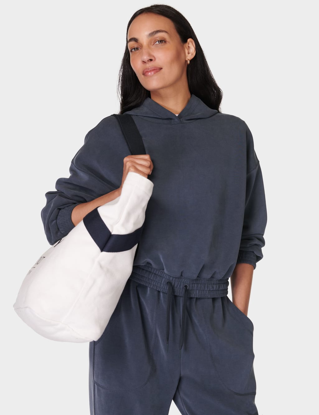Sand Wash CloudWeight Relaxed Crop Hoodie 4 of 6