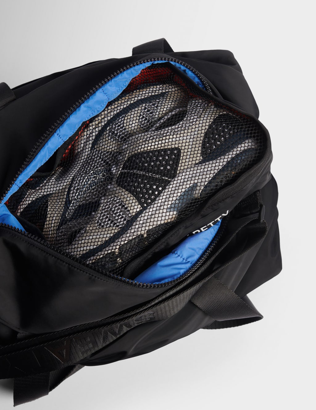 Strive Nylon Water Resistant Gym Bag 12 of 13