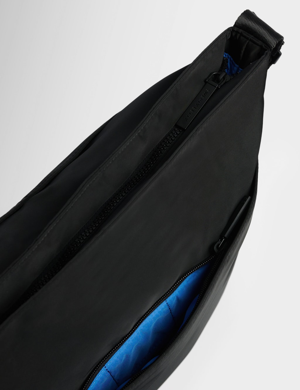 Strive Nylon Woven Tote Bag 6 of 9