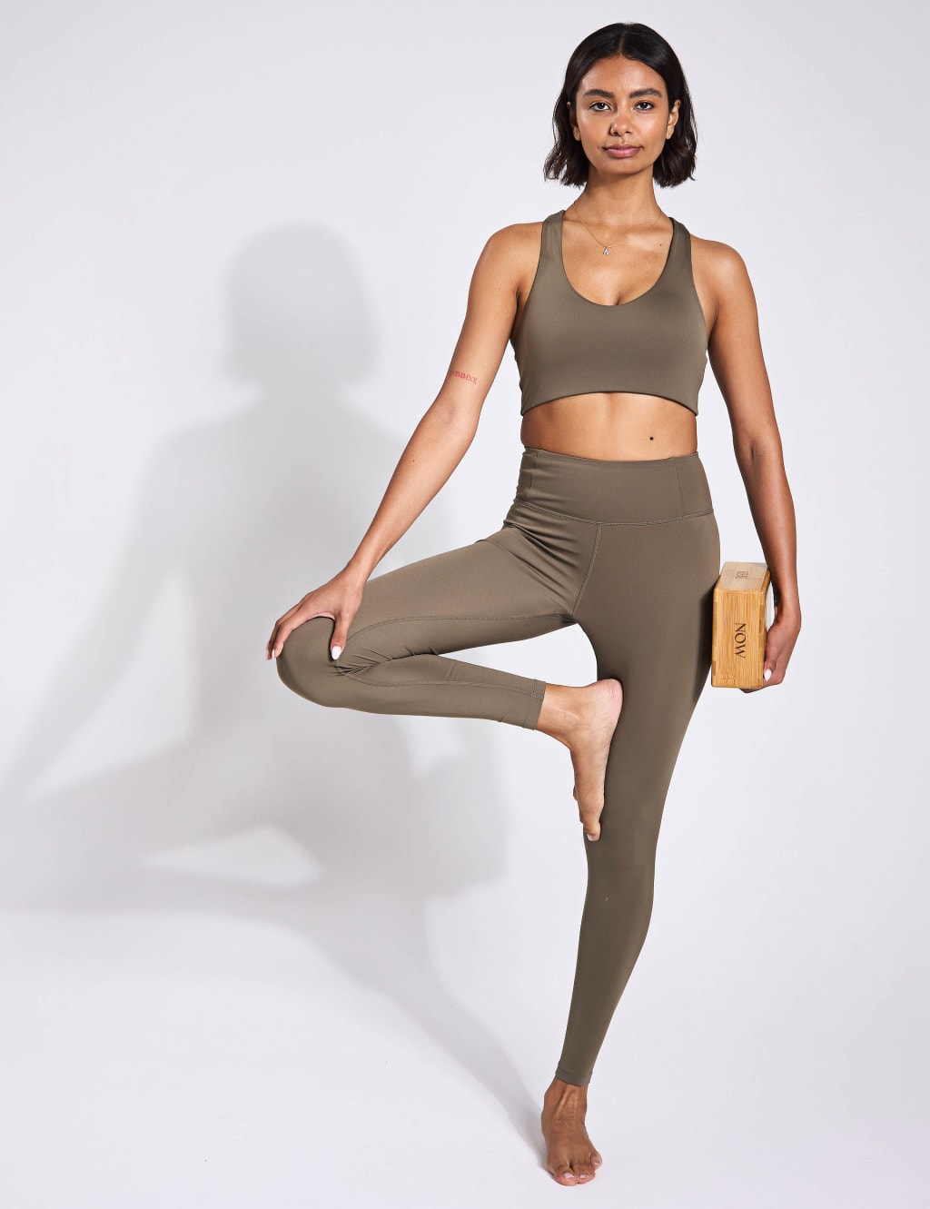 All Star High Waisted 7/8 Leggings 2 of 4