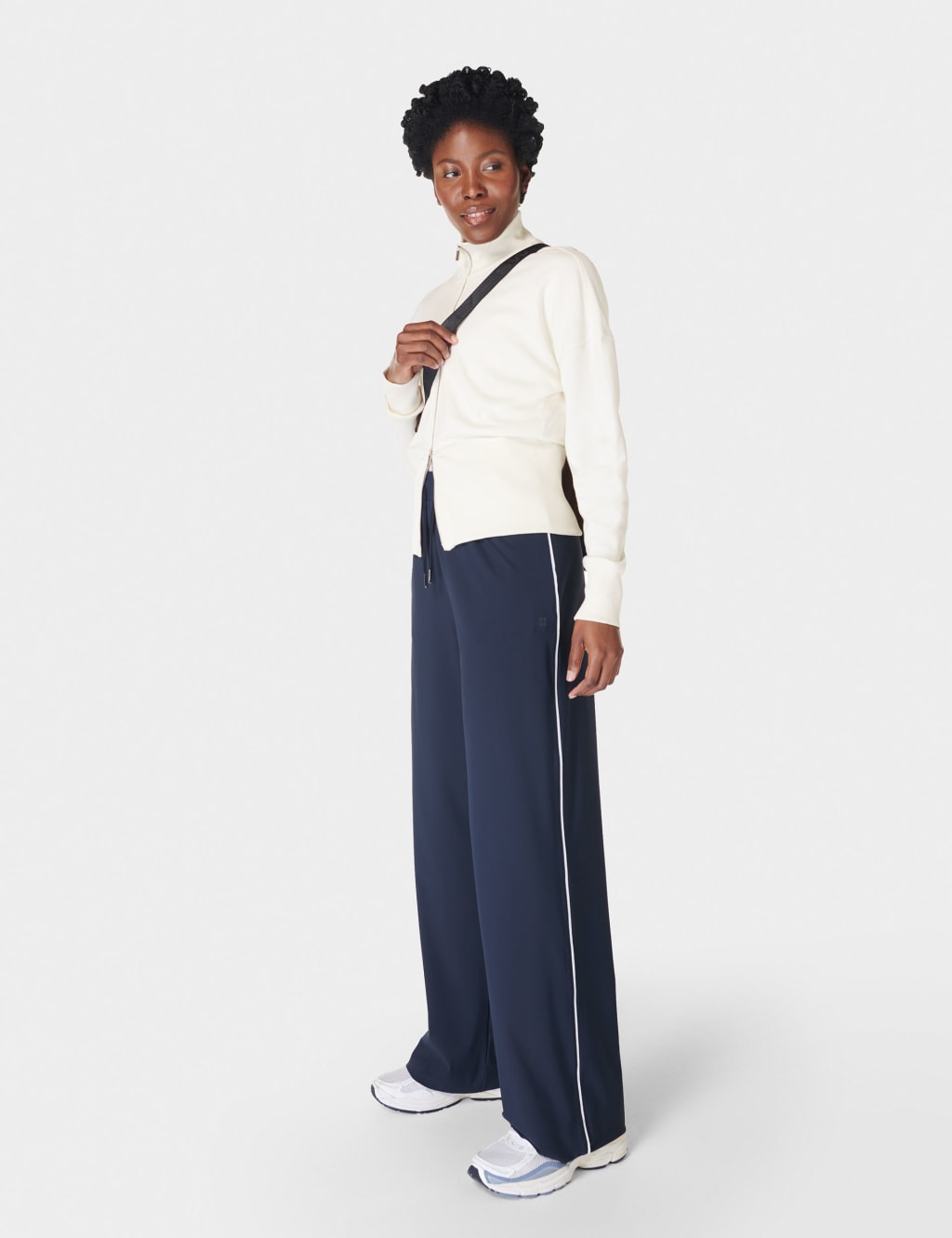 Explorer High Waisted Wide Leg Joggers 3 of 6