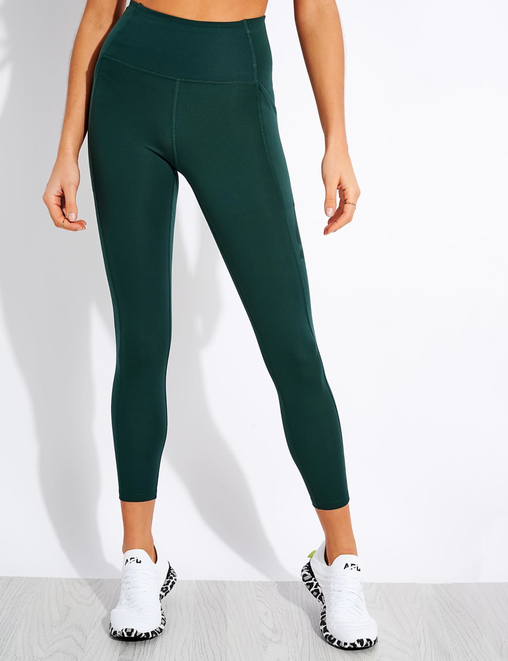 Pocket High Waisted 7/8 Leggings 2 of 4