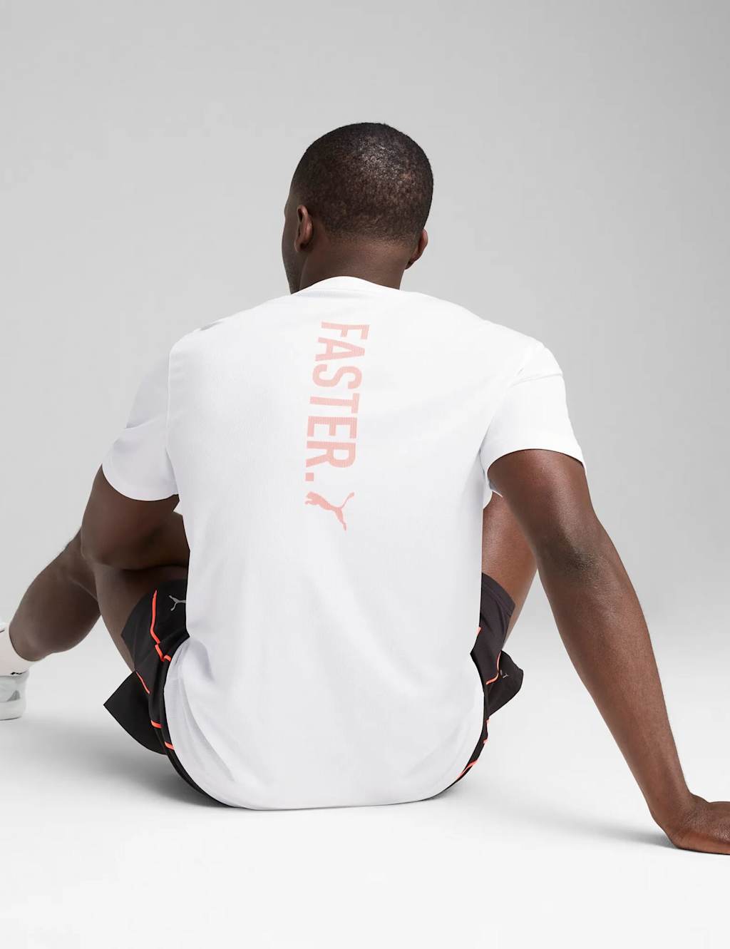 Graphics Running Faster Crew Neck T-Shirt 4 of 4