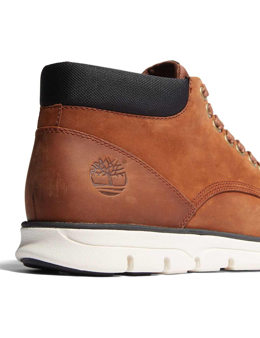 Bradstreet Chukka Leather Walking Boots 9 of 10