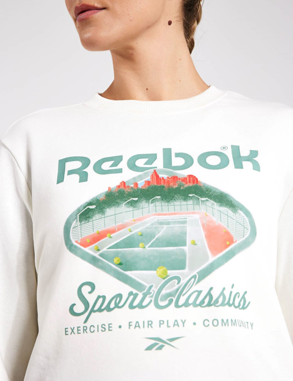 Reebok classic sweatshirt white store