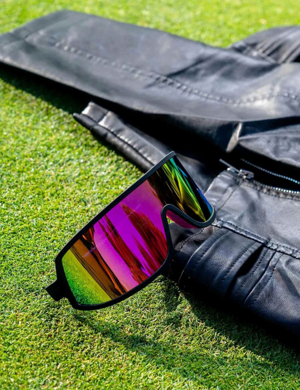 Wrap Around Sunglasses 2 of 6