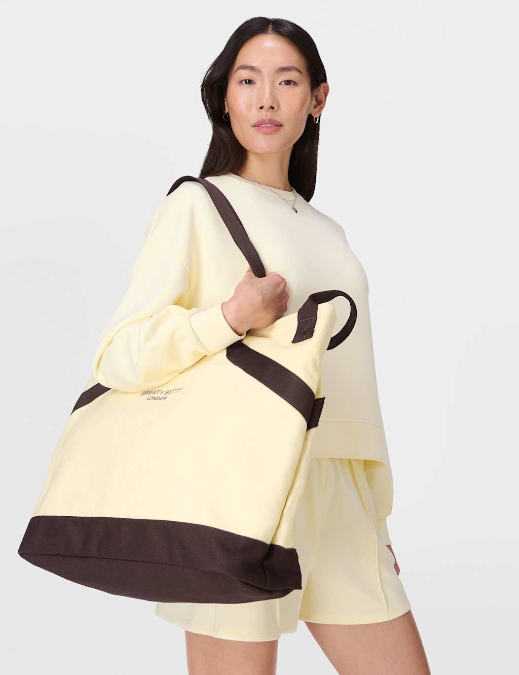 Canvas Bucket Bag 3 of 9
