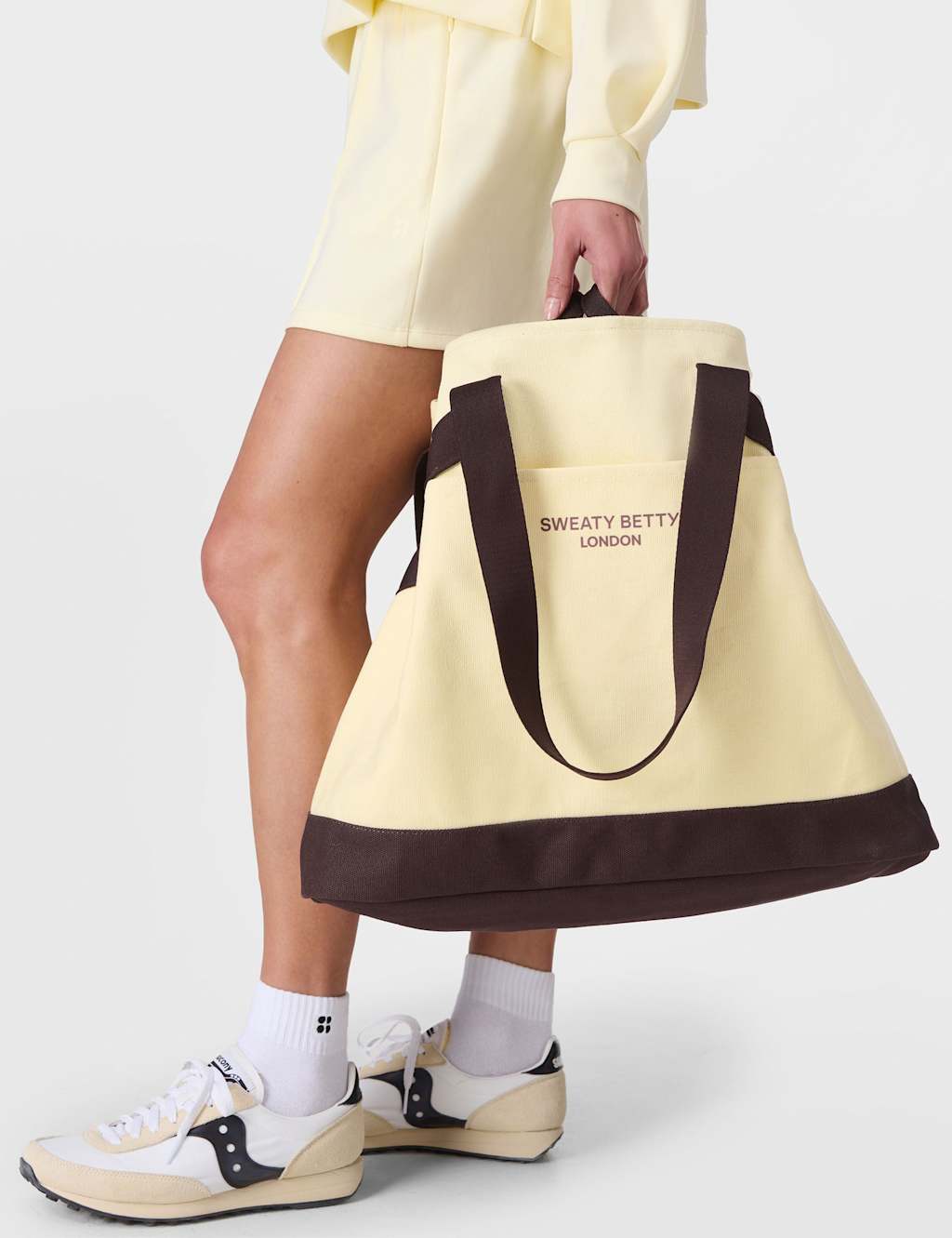 Canvas Bucket Bag 4 of 9