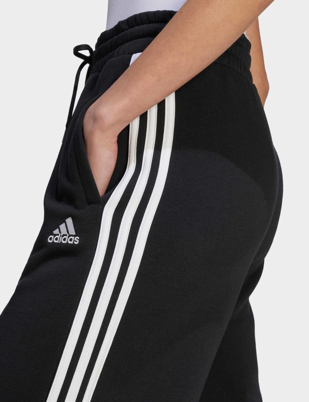 Essentials 3 Stripes Wide Leg Joggers Adidas M S