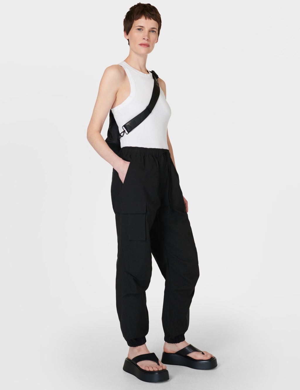 Quinn Cotton Blend Cargo Cuffed Trousers 3 of 5