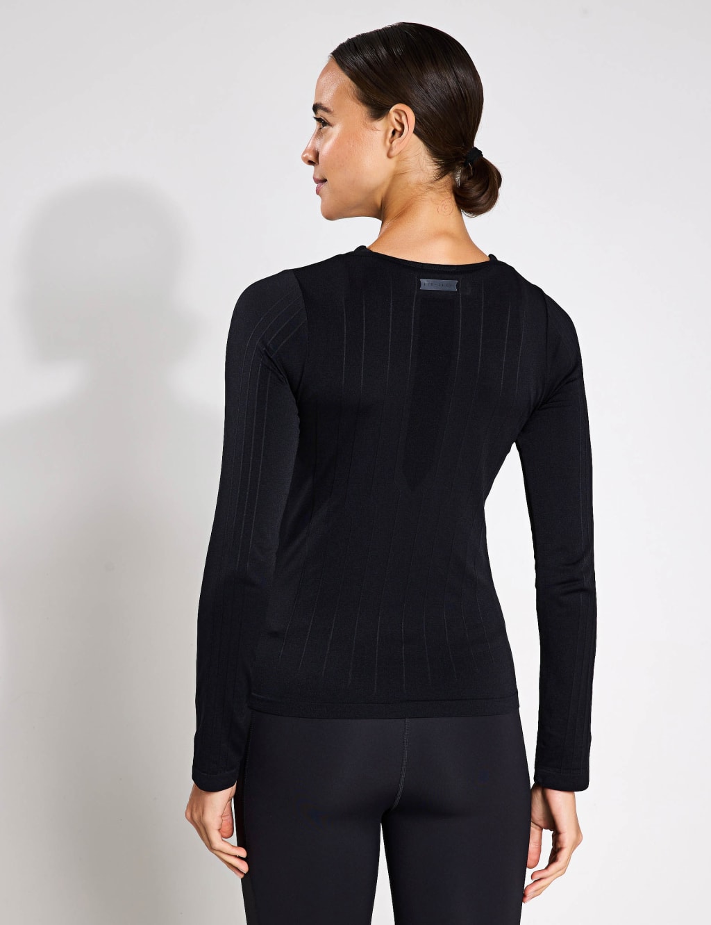 Hilma Fitted Top 2 of 5