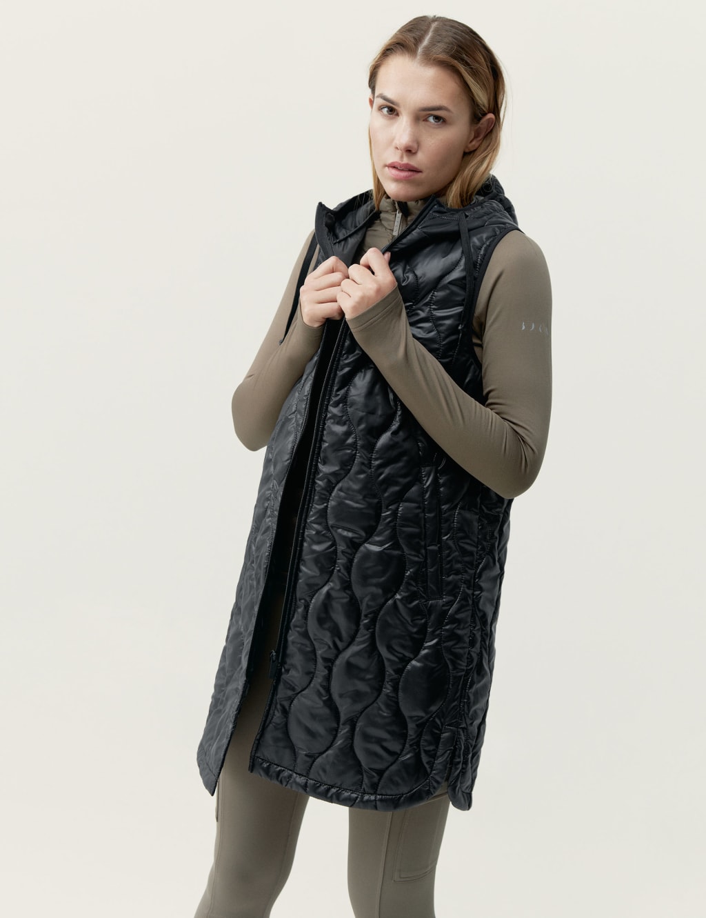 Tessa Quilted Hooded Gilet 5 of 6