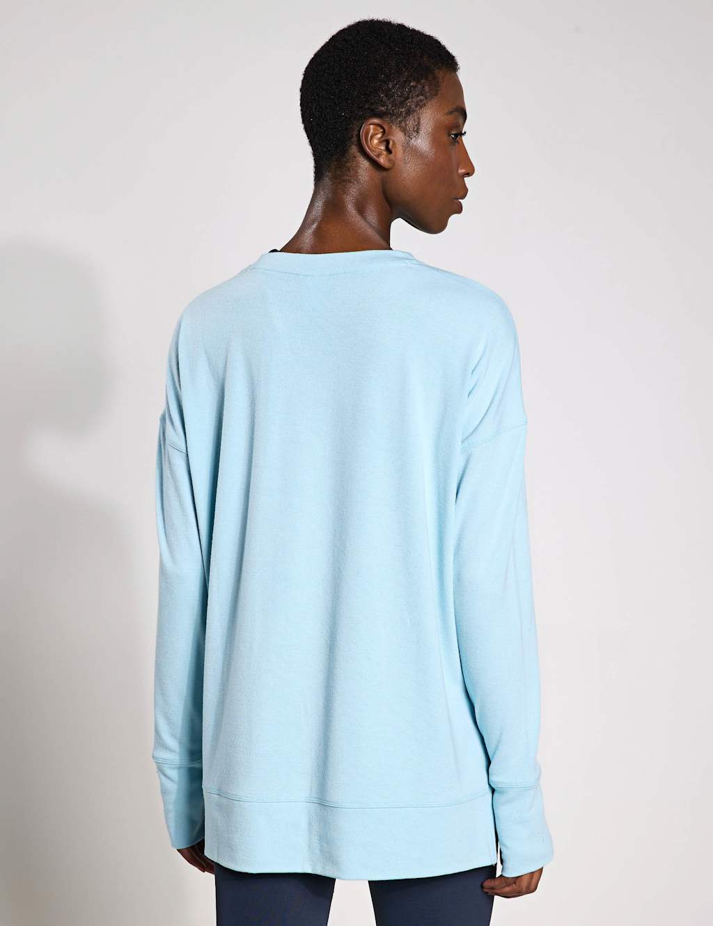 Shelby Crew Neck Step Hem Relaxed Sweatshirt 3 of 5