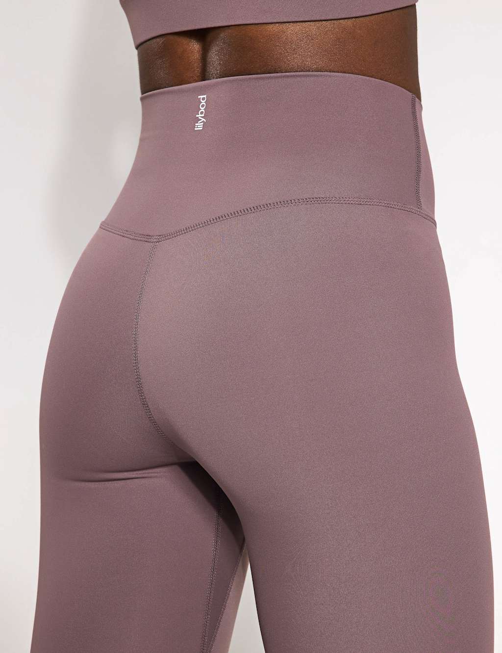 Chloe Cloud-Core High Waisted Leggings 6 of 6