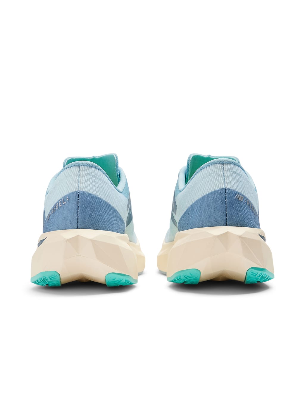FuelCell Rebel V4 Running Trainers New Balance M S