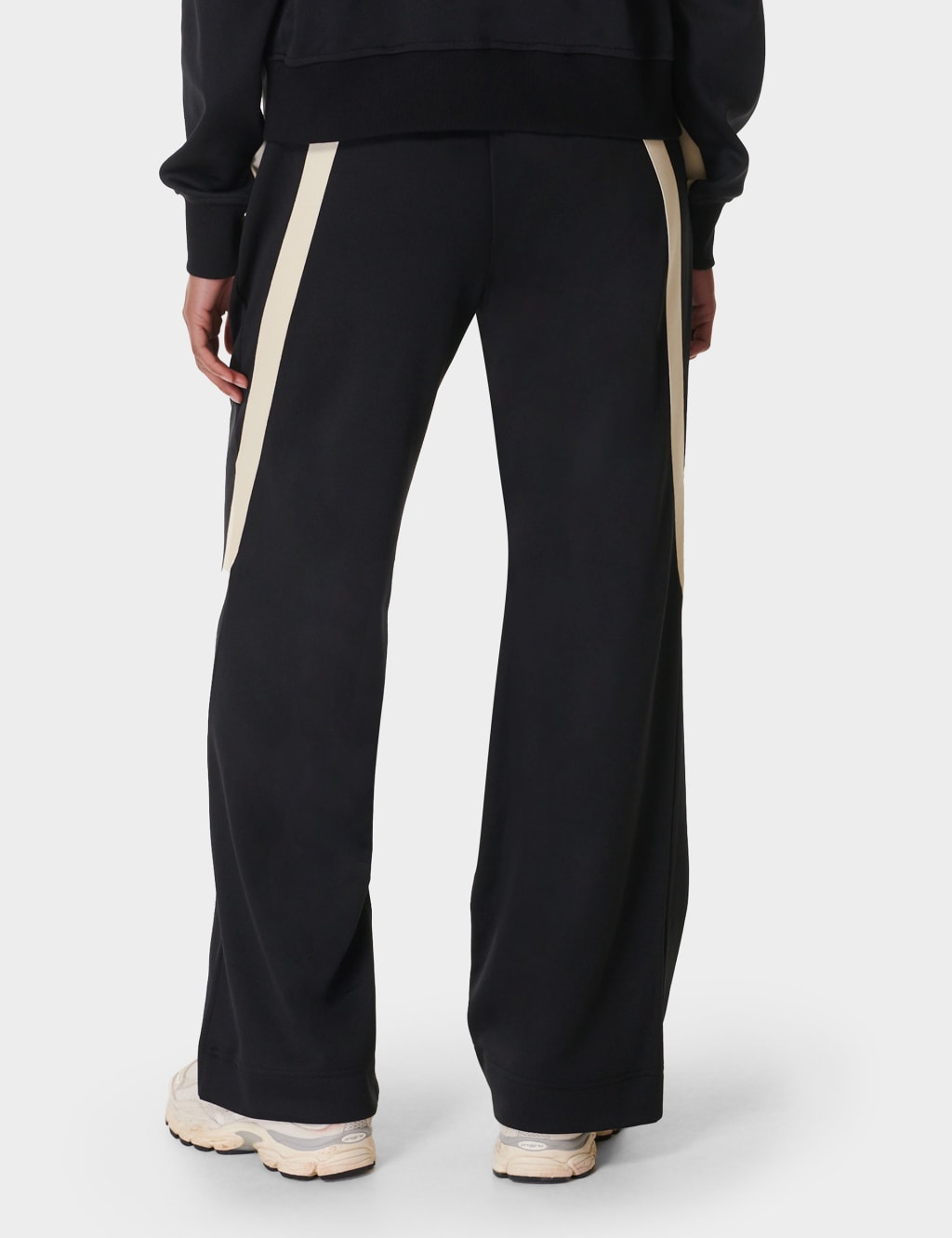Ultimate Cotton Blend Joggers 4 of 8