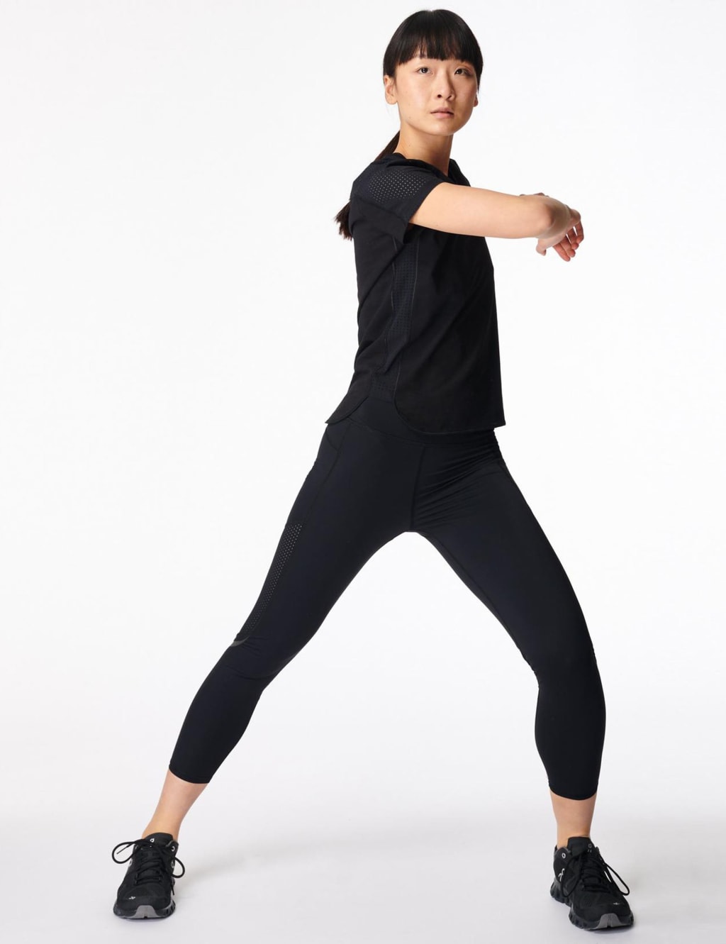 Zero Gravity High Waisted 7/8 Leggings 2 of 6