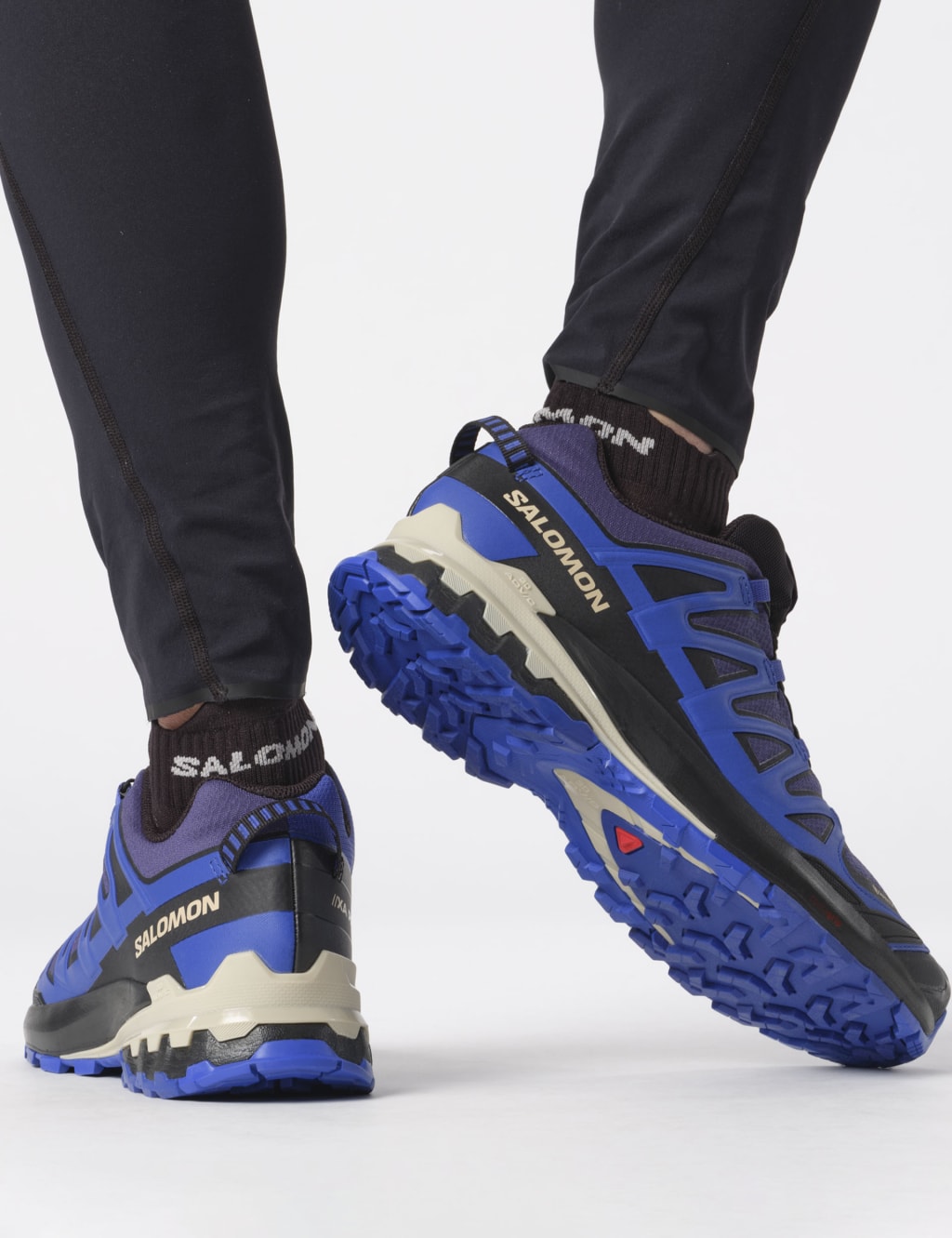XA Pro 3D V9 Gore-Tex Trainers 6 of 6
