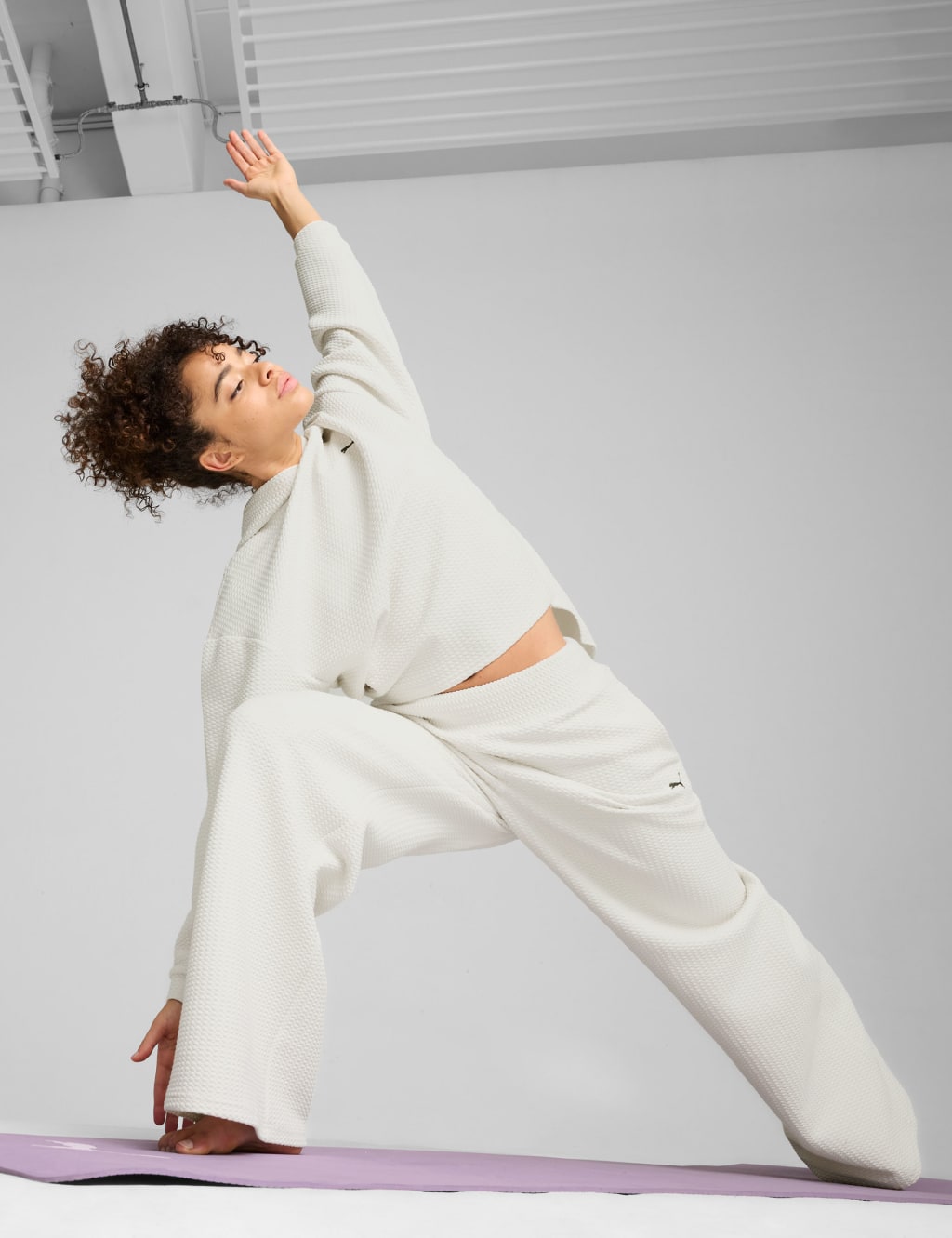Q4 Studio Cotton Blend Textured Hoodie 3 of 7