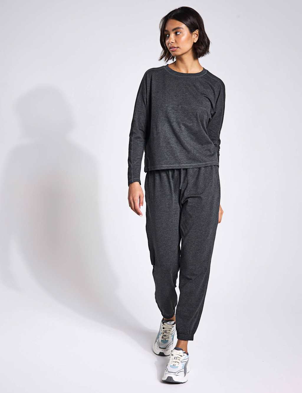 ReSet Cuffed High Waisted Relaxed Joggers 4 of 4