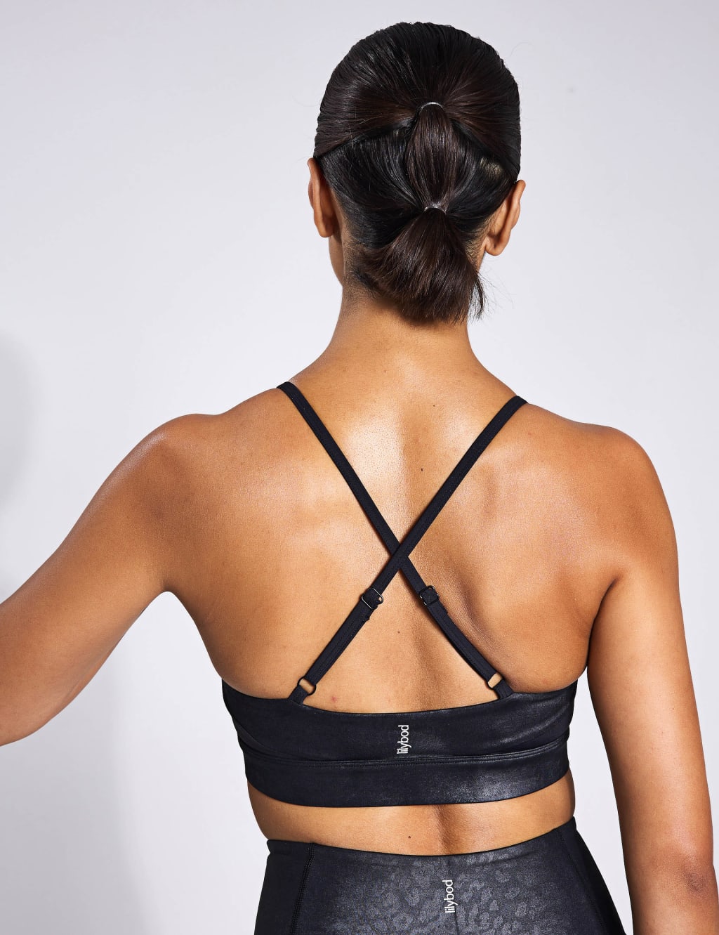 Limit High-Shine Non Wired Sports Bra XS-XL 3 of 4