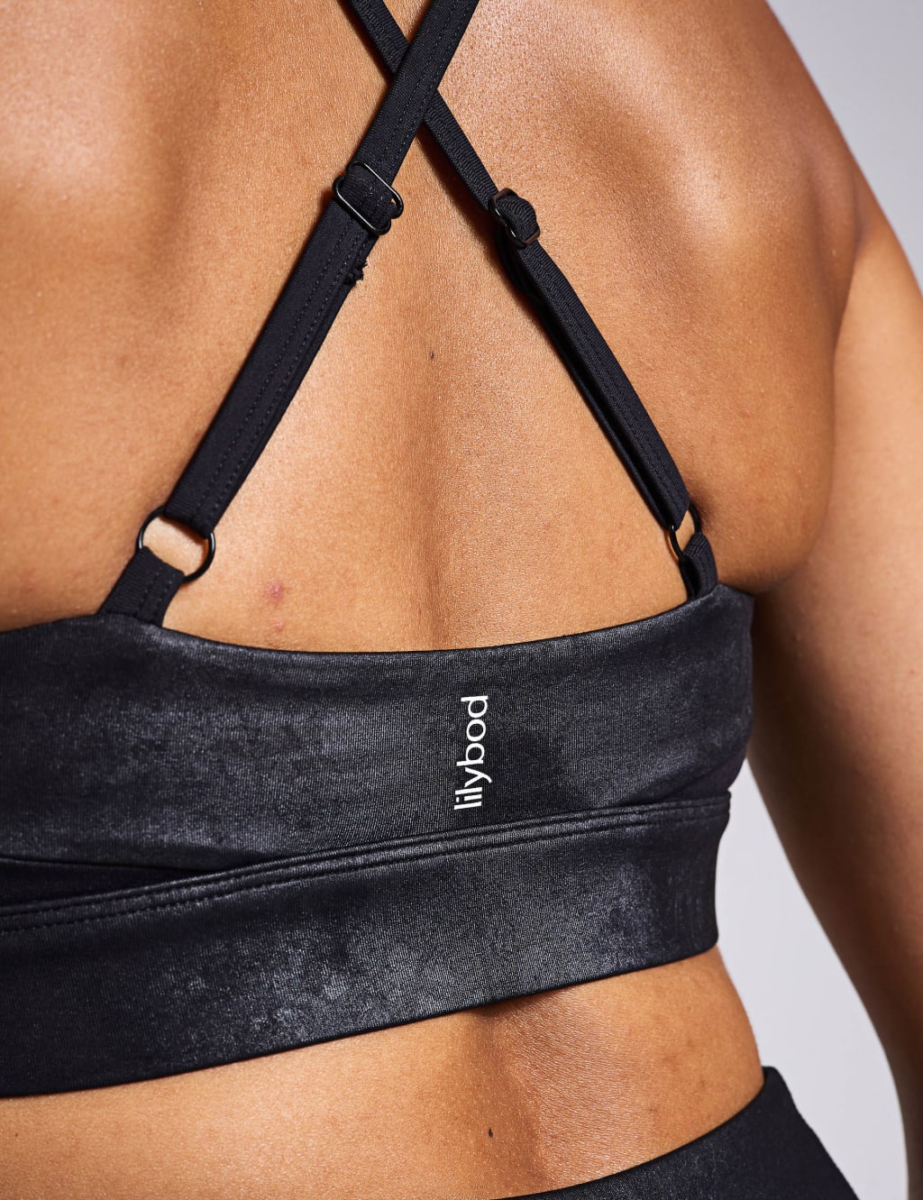 Limit High-Shine Non Wired Sports Bra XS-XL 4 of 4
