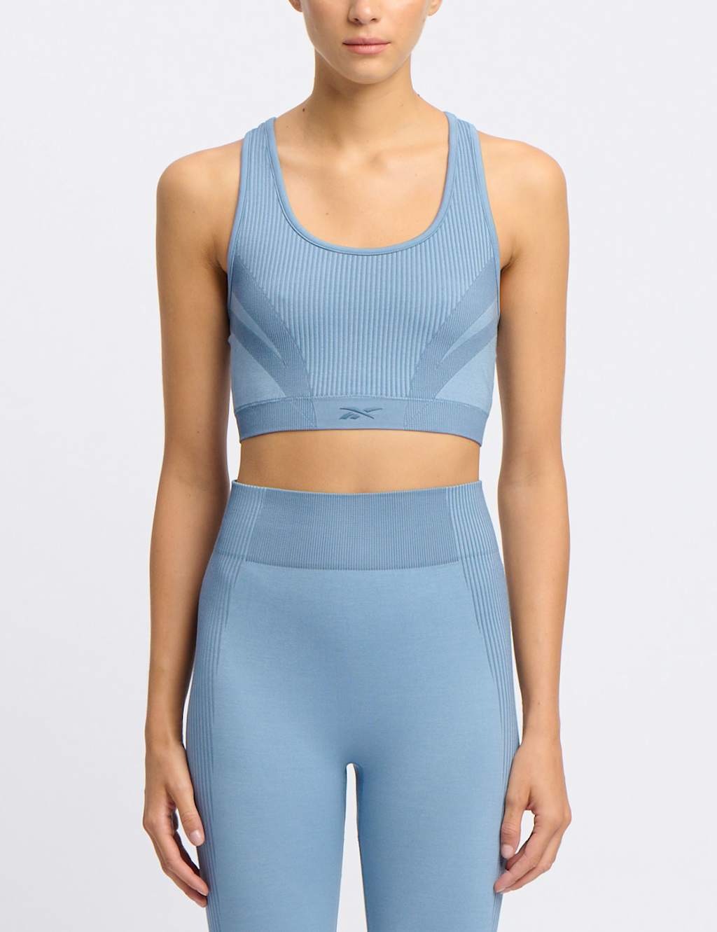 Lab Seamless Non Wired Crop Top Sports Bra 2 of 4