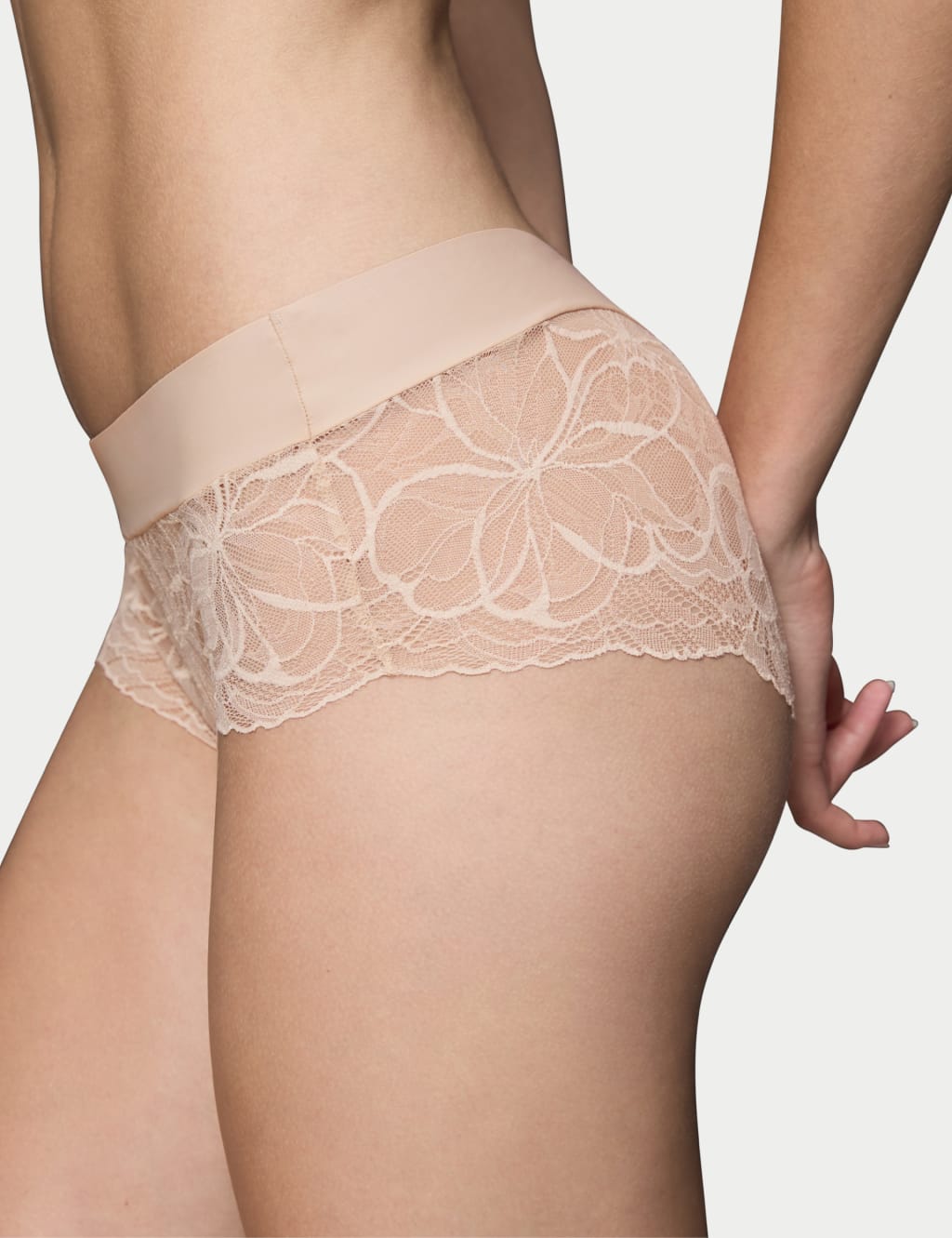 Body Make-Up Illusion Lace Shorts 4 of 5