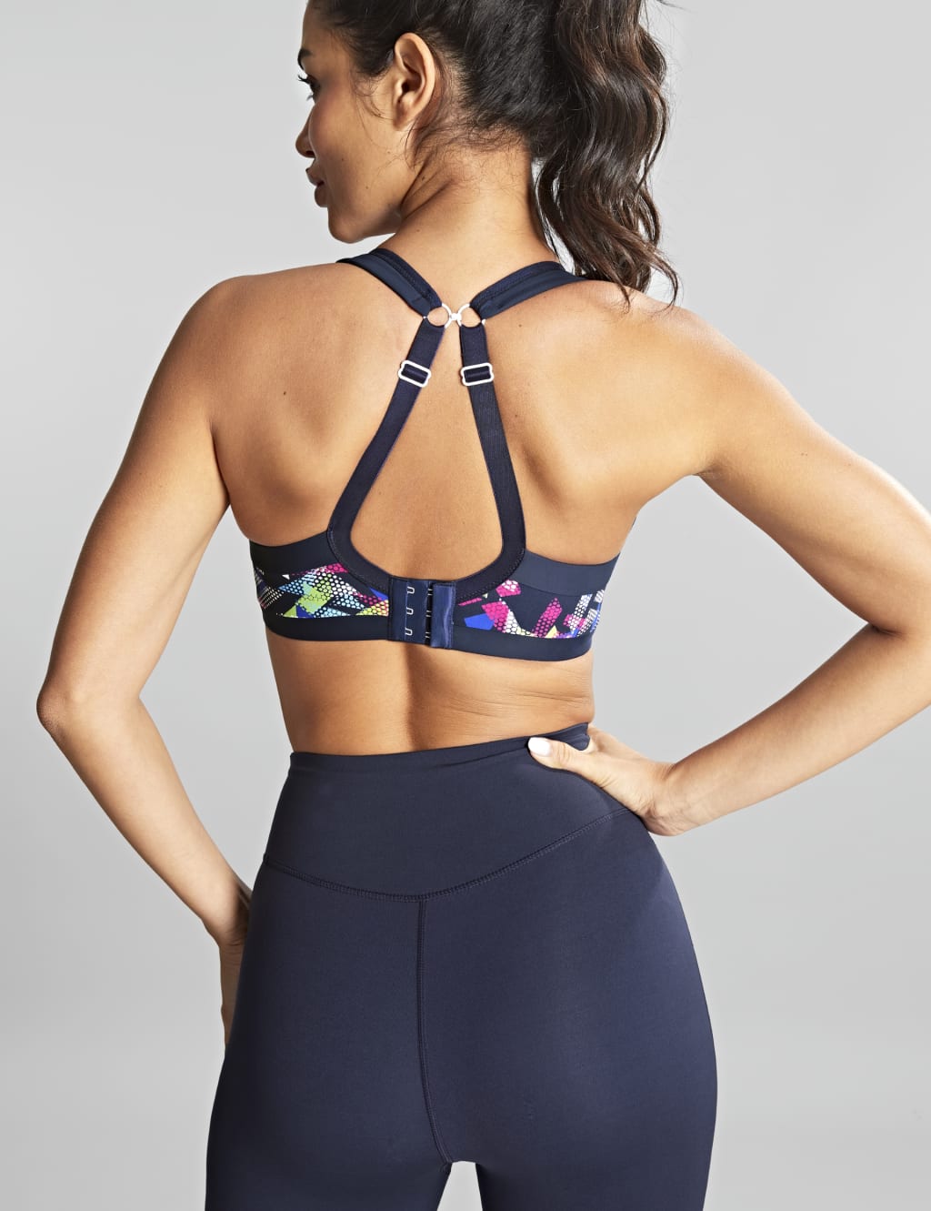 Power Wired Sports Bra C-J 5 of 5