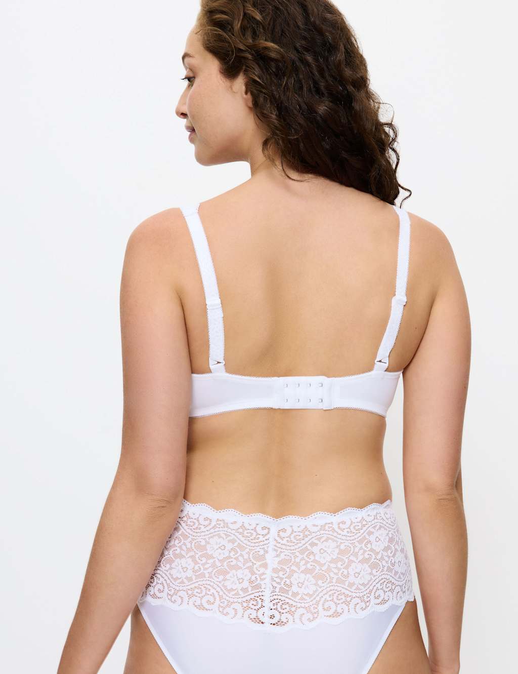 Amourette Lace Wired T-Shirt Bra A-E 4 of 5