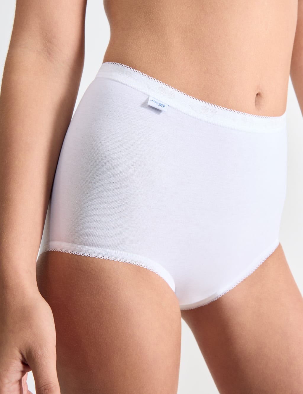 6 pk Cotton Rich High Waisted Full Briefs 3 of 5