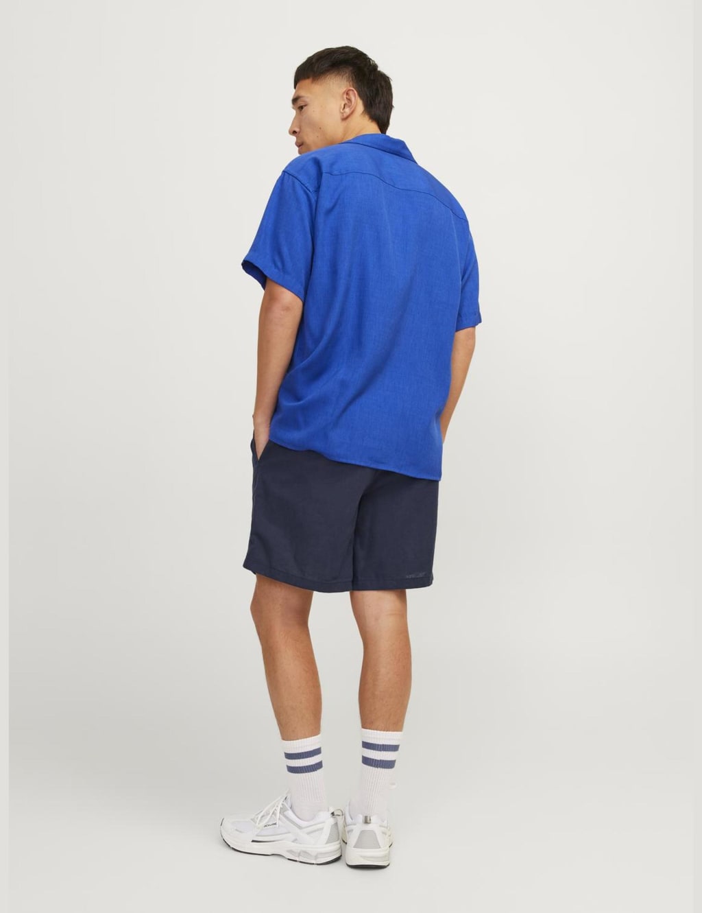 Linen Blend Shorts 4 of 7