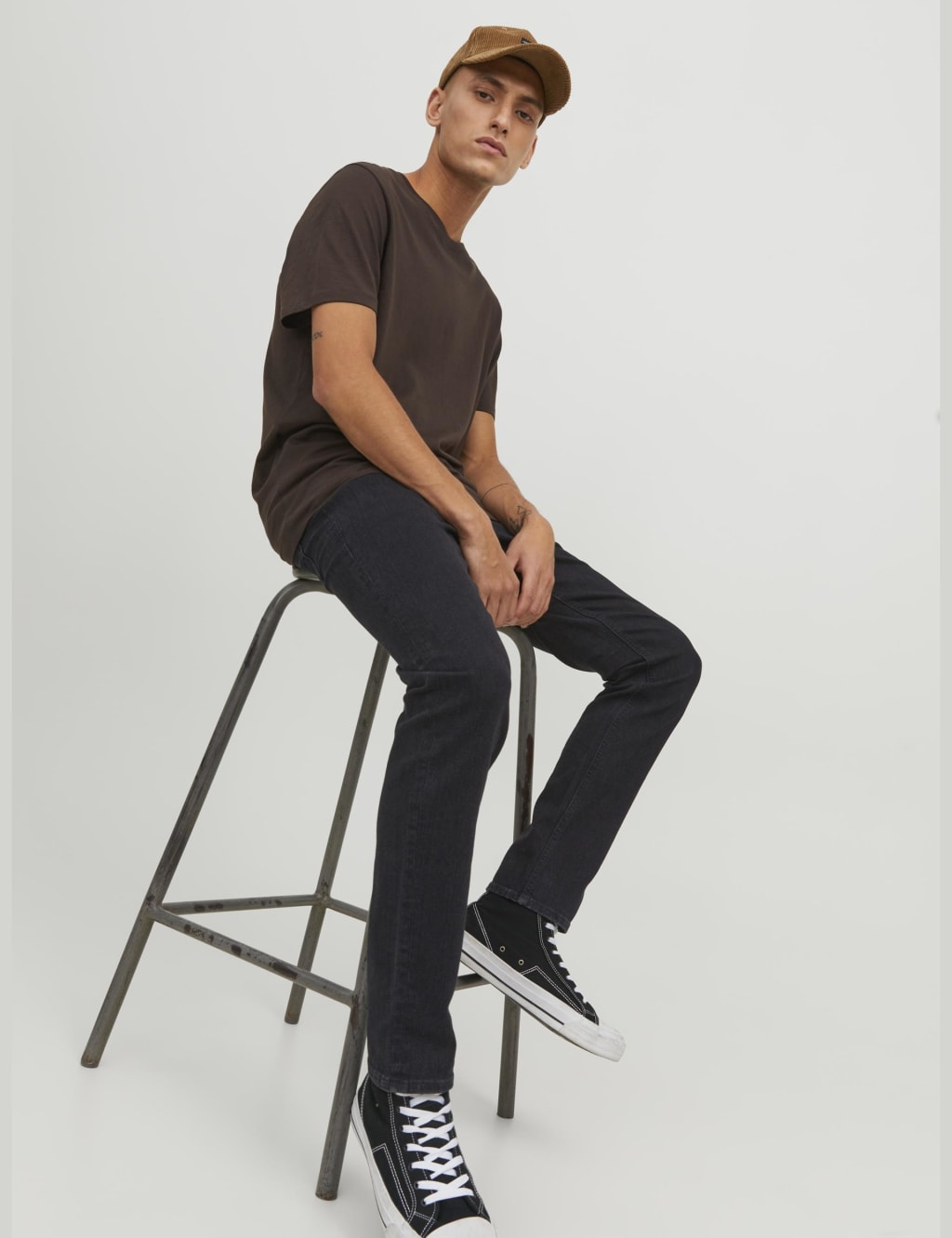 Slim Fit 5 Pocket Jeans 5 of 7