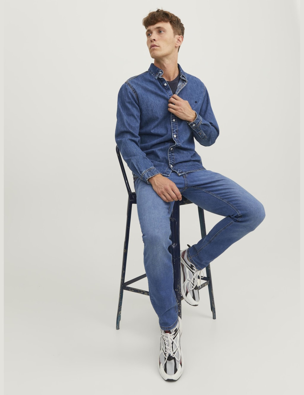 Slim Fit 5 Pocket Jeans 6 of 7