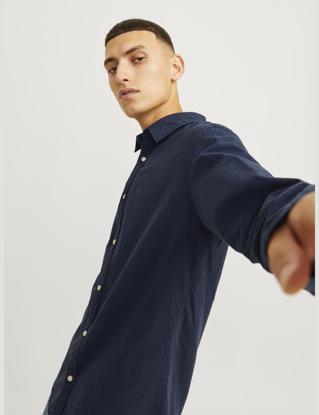Cotton Linen Blend Oxford Shirt 5 of 7
