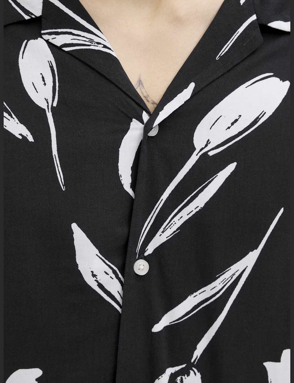 Floral Cuban Collar Shirt 7 of 8