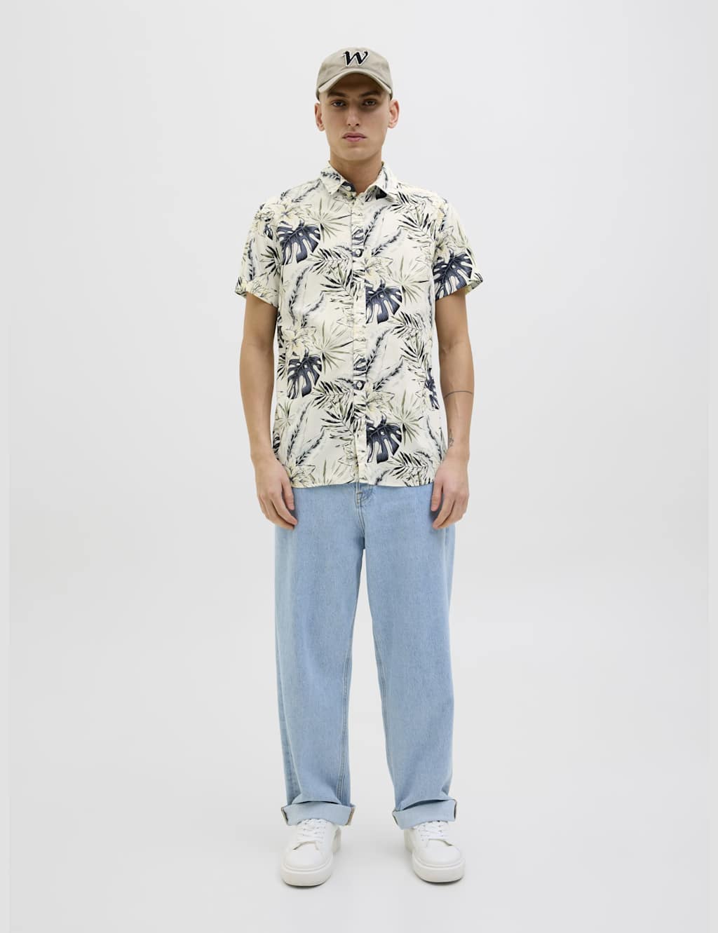 Pure Cotton Hawaiian Shirt 2 of 8